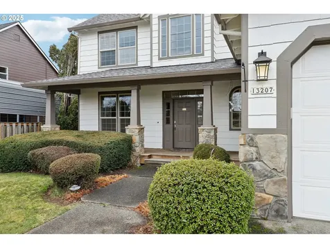 13207 Moccasin Way Oregon City OR 97045