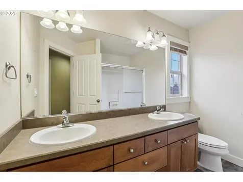 13207 Moccasin Way Oregon City OR 97045