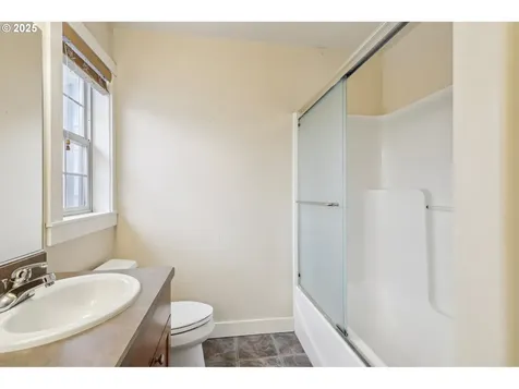 13207 Moccasin Way Oregon City OR 97045