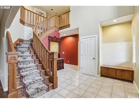 13207 Moccasin Way Oregon City OR 97045