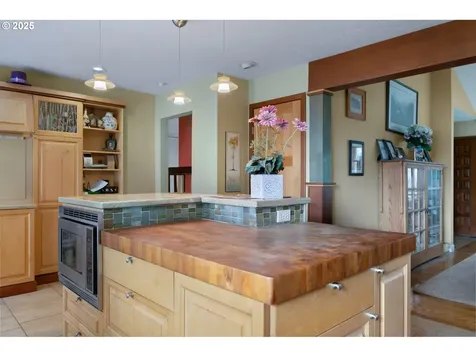 14605 NE Mulligan Court Aurora OR 97002