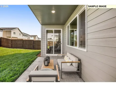 8930 SW Chokecherry Lane Tualatin OR 97062