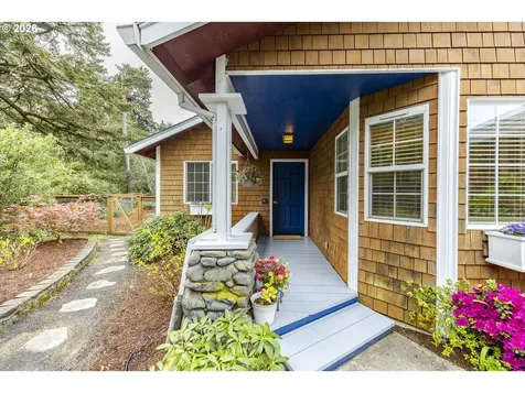 87760 Saltaire Street Florence OR 97439