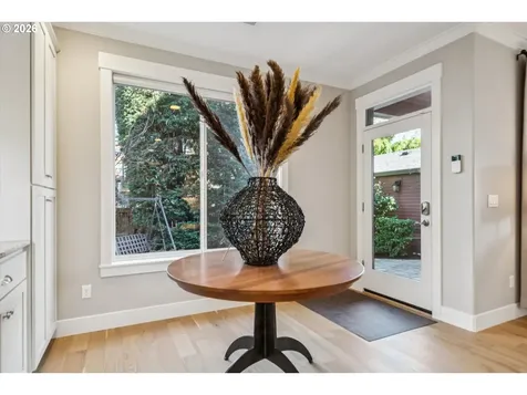 1647 SE Spokane Street Portland OR 97202