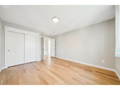 1647 SE Spokane Street Portland OR 97202