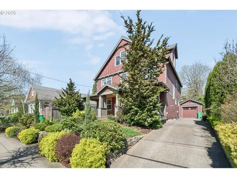 1647 SE Spokane Street Portland OR 97202