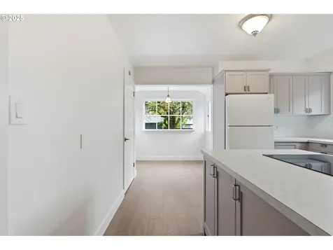 5919 NE 28th Avenue Portland OR 97211