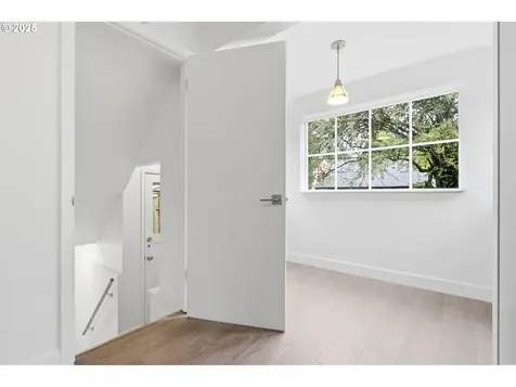 5919 NE 28th Avenue Portland OR 97211