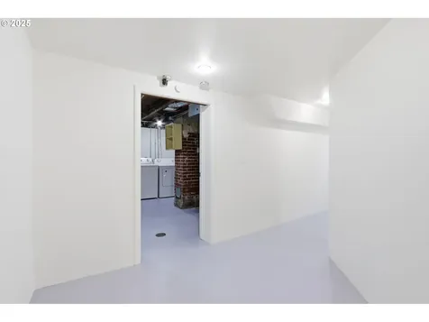 5919 NE 28th Avenue Portland OR 97211