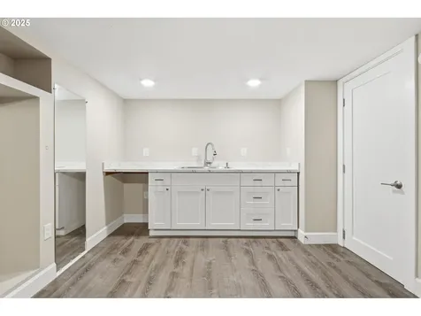 5919 NE 28th Avenue Portland OR 97211