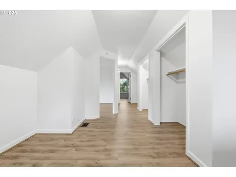 5919 NE 28th Avenue Portland OR 97211