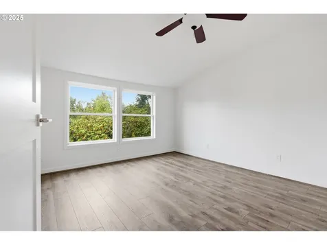 5919 NE 28th Avenue Portland OR 97211