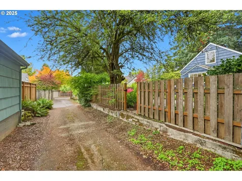 5919 NE 28th Avenue Portland OR 97211