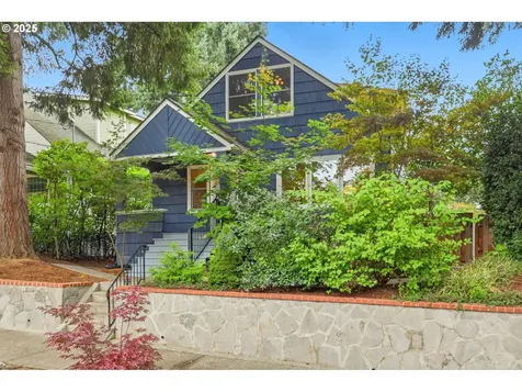 5919 NE 28th Avenue Portland OR 97211