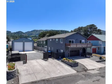 29595 Pacific Street Gold Beach OR 97444