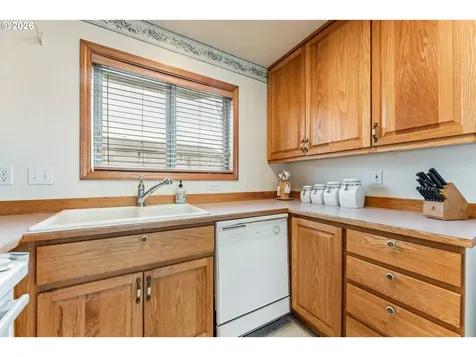 2413 NW Oceania Drive Waldport OR 97394