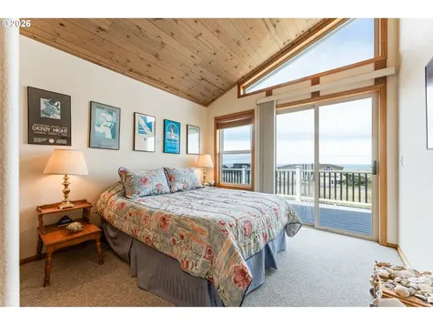 2413 NW Oceania Drive Waldport OR 97394