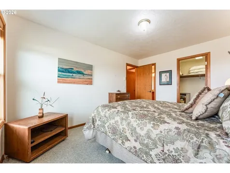 2413 NW Oceania Drive Waldport OR 97394