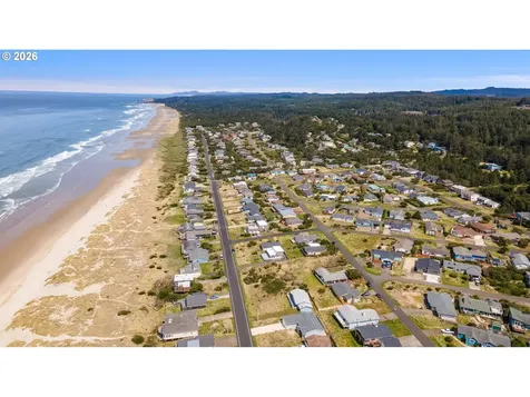 2413 NW Oceania Drive Waldport OR 97394