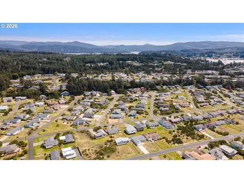 2413 NW Oceania Drive Waldport OR 97394