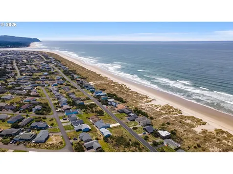 2413 NW Oceania Drive Waldport OR 97394