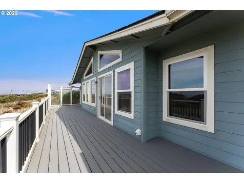 2413 NW Oceania Drive Waldport OR 97394