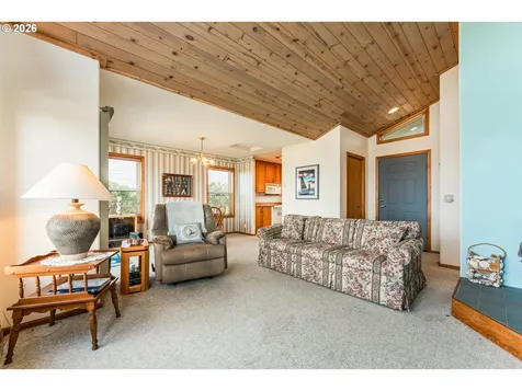 2413 NW Oceania Drive Waldport OR 97394