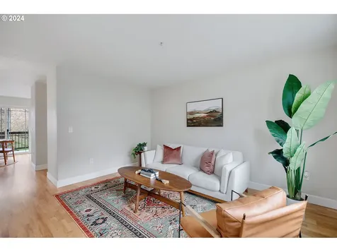 6748 N Pittsburg Avenue Portland OR 97203