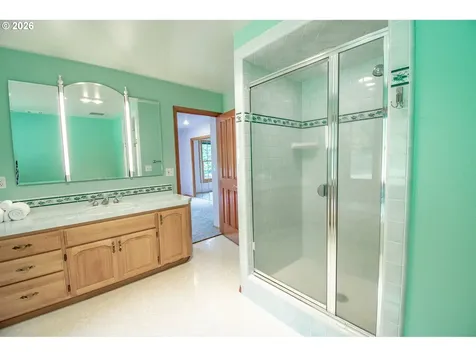 2690 Bear Creek Road Cottage Grove OR 97424
