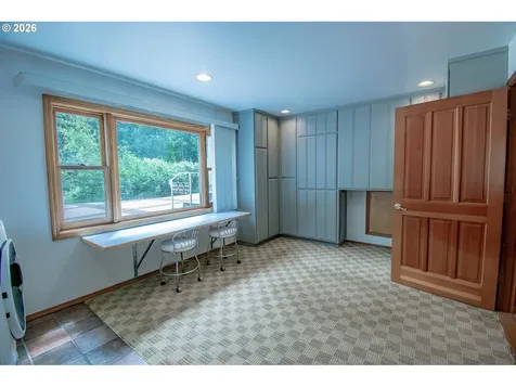 2690 Bear Creek Road Cottage Grove OR 97424