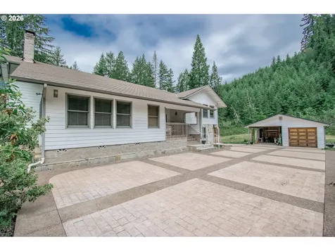 2690 Bear Creek Road Cottage Grove OR 97424