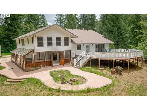 2690 Bear Creek Road Cottage Grove OR 97424