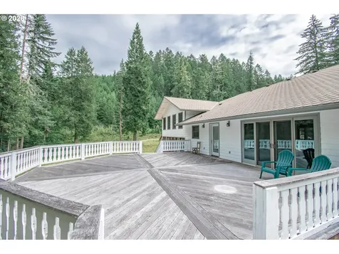 2690 Bear Creek Road Cottage Grove OR 97424