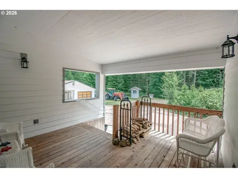 2690 Bear Creek Road Cottage Grove OR 97424