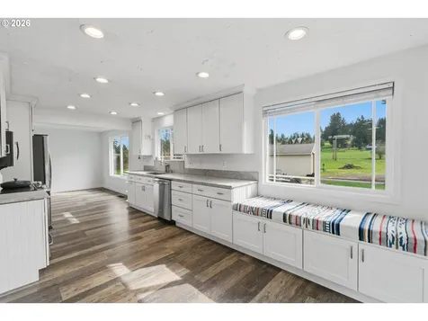 16950 S Redland Road Oregon City OR 97045