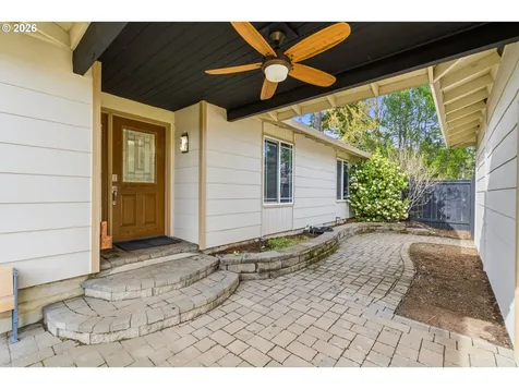 16950 S Redland Road Oregon City OR 97045