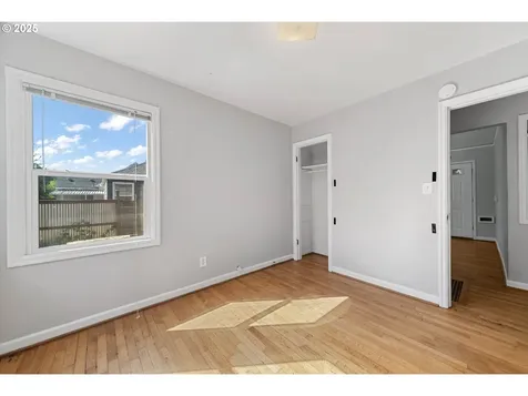 2504 N Baldwin Street Portland OR 97217