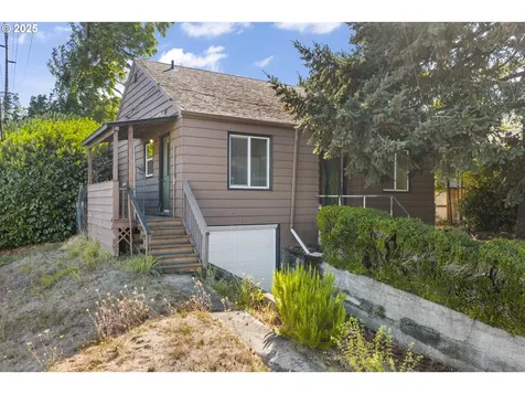 2504 N Baldwin Street Portland OR 97217