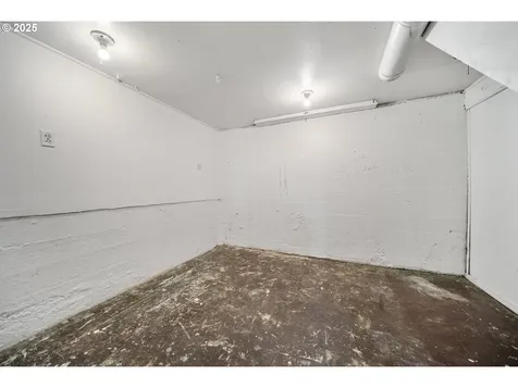 2504 N Baldwin Street Portland OR 97217