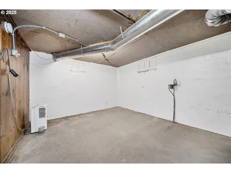 2504 N Baldwin Street Portland OR 97217