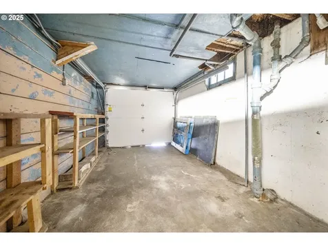 2504 N Baldwin Street Portland OR 97217