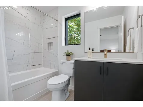 7290 SW 13th Drive Portland OR 97239