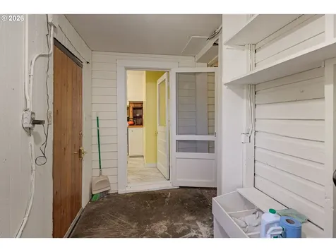 90200 Coburg Road Eugene OR 97408