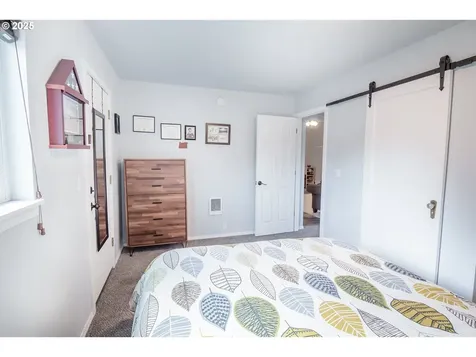 2111 S Bertelsen Road Eugene OR 97405