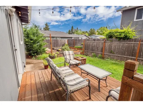 2111 S Bertelsen Road Eugene OR 97405