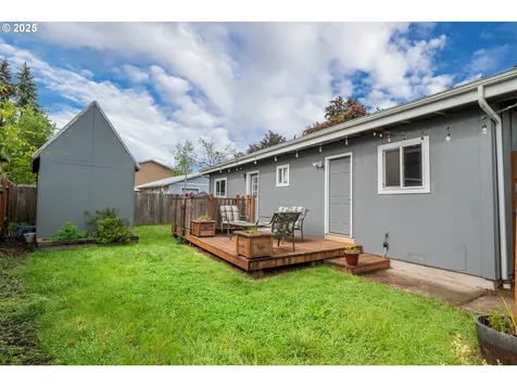2111 S Bertelsen Road Eugene OR 97405