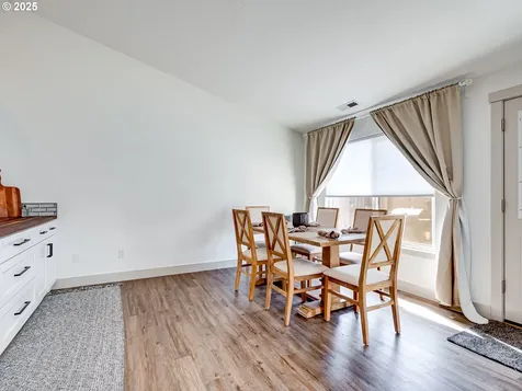 16505 NE 67th Street Vancouver WA 98682