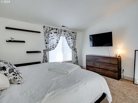 16505 NE 67th Street Vancouver WA 98682