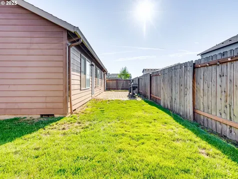 16505 NE 67th Street Vancouver WA 98682