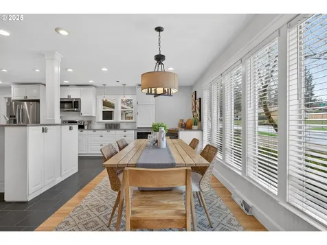 1480 SW Hilldale Avenue Portland OR 97225